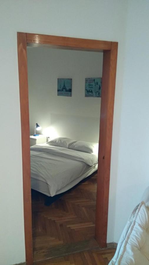 Jovana'S Apartment Novi Sad Buitenkant foto