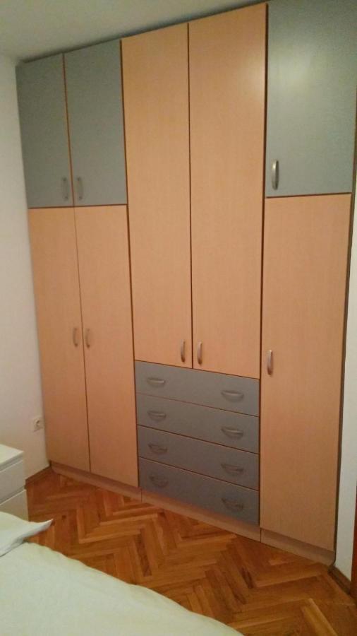 Jovana'S Apartment Novi Sad Buitenkant foto